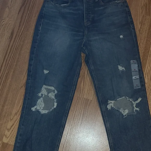 New Old Navy  distressed SKI-HI STRAIGHT button fly  jeans sizes 6 - Picture 2 of 8